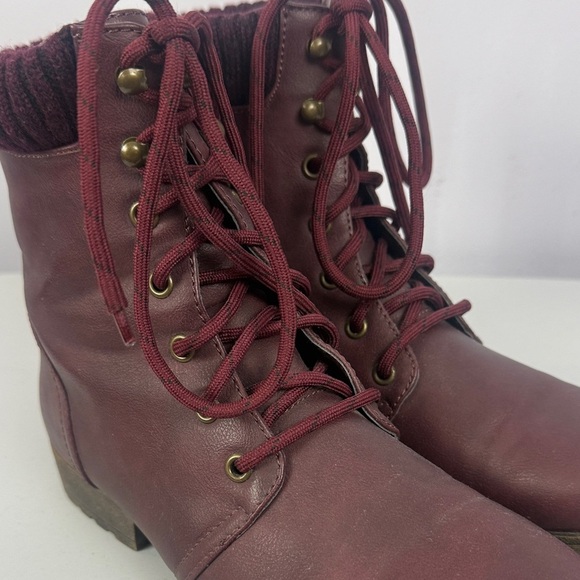 Just Fab Nyaling Knit Cuff Lace Up Combat Burgundy Faux Leather Boots Size 9 - Picture 4 of 10